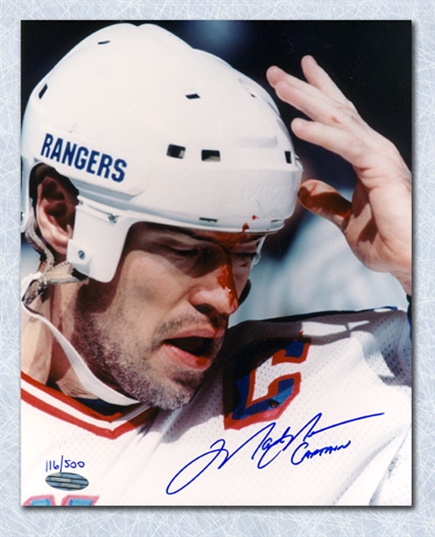 Mark Messier New York Rangers Signed Bloody 8x10 Photo with Captain Note