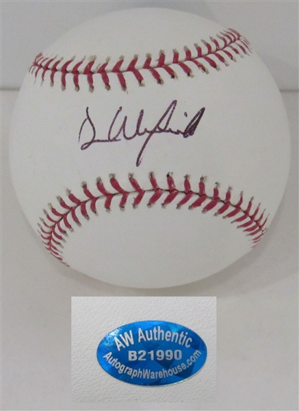 Dave Winfield Signed Official MLB Baseball with Autograph Warehouse Hologram