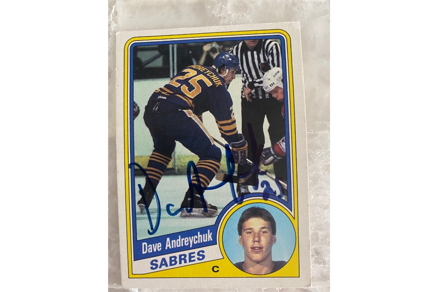 Dave Andreychuk Signed 1984 Buffalo Sabres O-PEE-CHEE Trading Card #17