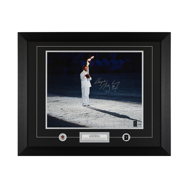 Wayne Gretzky Signed 2010 Vancouver Olympics Torch Relay 25x31 Display Frame - WGA