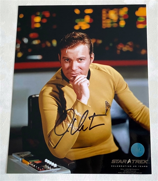 William Shatner Captain Kirk Signed Star Trek 8x10 Photo (Flawed)