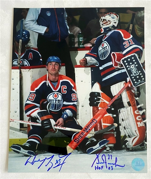 Wayne Gretzky & Grant Fuhr Edmonton Oilers Dual Signed 8x10 Photo with Fuhr HOF Note