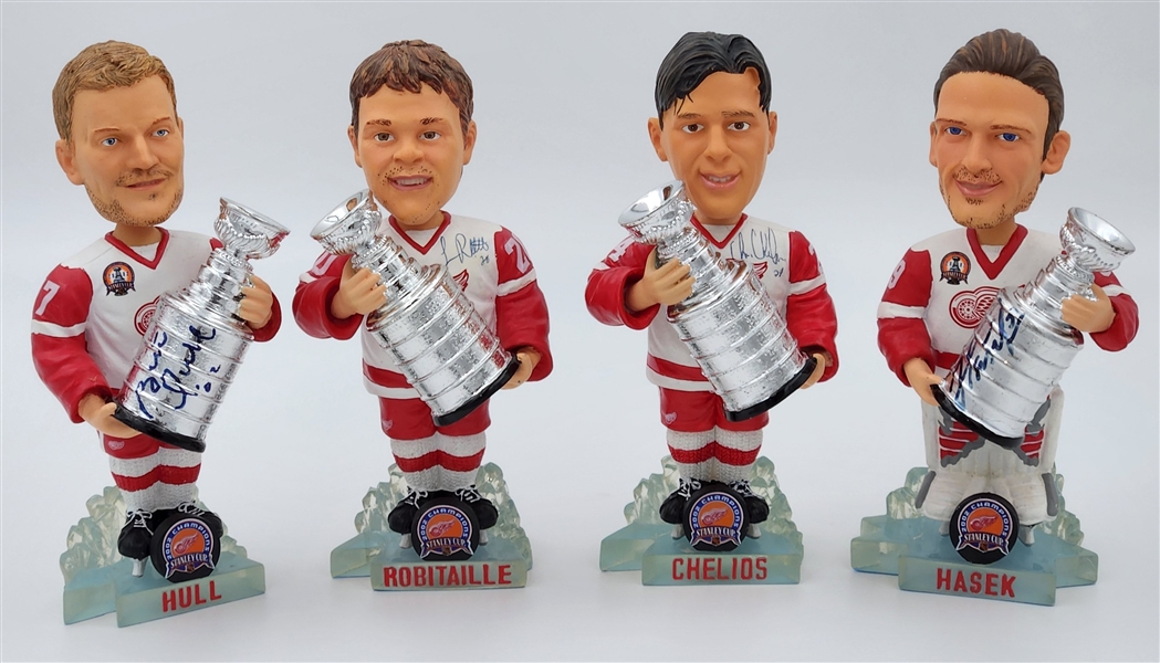 Detroit Red Wings Signed 2002 Stanley Cup Champions Bobblehead Lot With Hasek Hull Robitaille Chelios