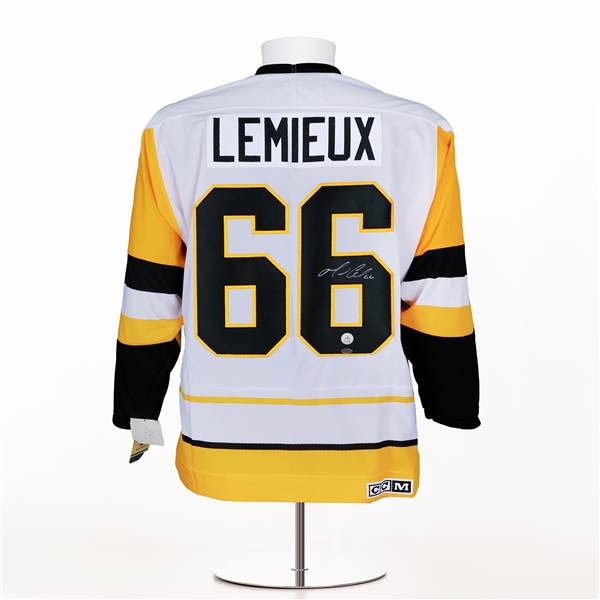 Mario Lemieux Autographed Pittsburgh Penguins Vintage CCM Jersey