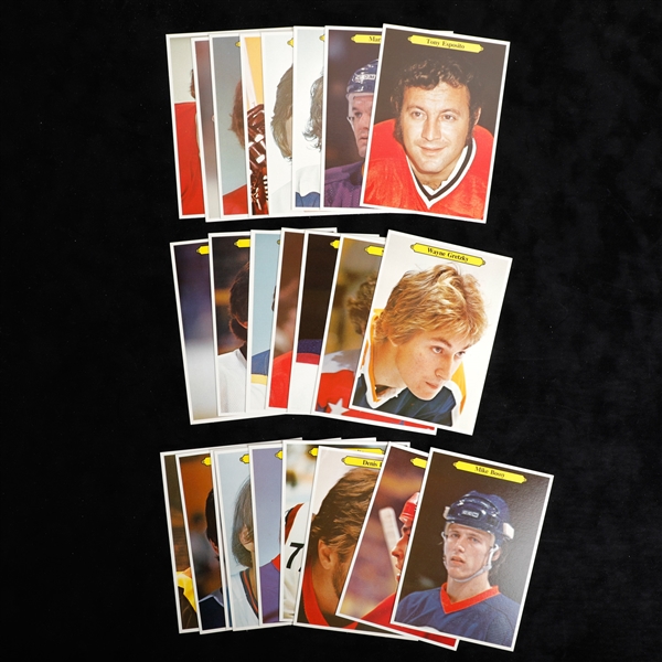 1980-81 O-Pee-Chee 5x7 Hockey Super Photos Complete Card Set Of 24 With Gretzky