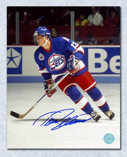 Teemu Selanne Autographed Winnipeg Jets Hockey 8x10 Photo