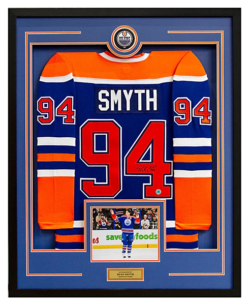 Ryan Smyth Signed Edmonton Oilers Puck Logo 36x44 Jersey Frame