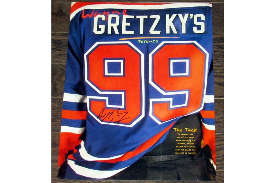 Wayne Gretzky Signed GRETZKYS Restaurant Full Original Menu + 2 Match Books