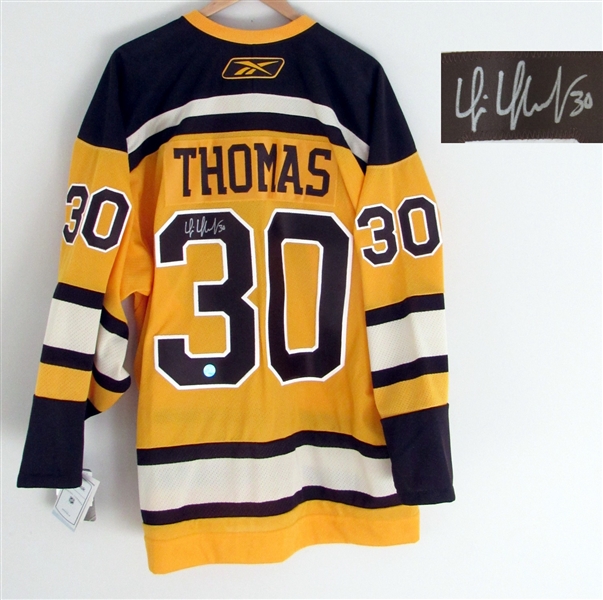 Tim Thomas Signed Boston Bruins 2010 Winter Classic Reebok Jersey (Flawed)