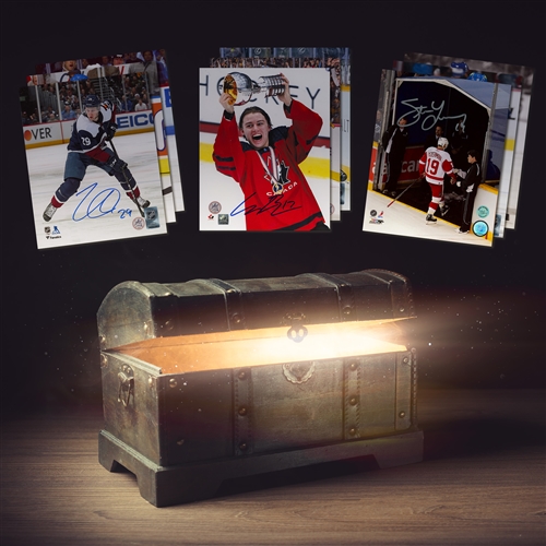 AJ Signature Hockey Autographed 80 Photo Treasure Chest Case