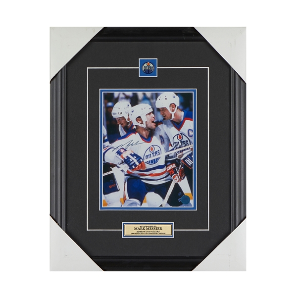 Mark Messier Edmonton Oilers Signed 16x20 Frame Gretzky Pictured (Flawed)