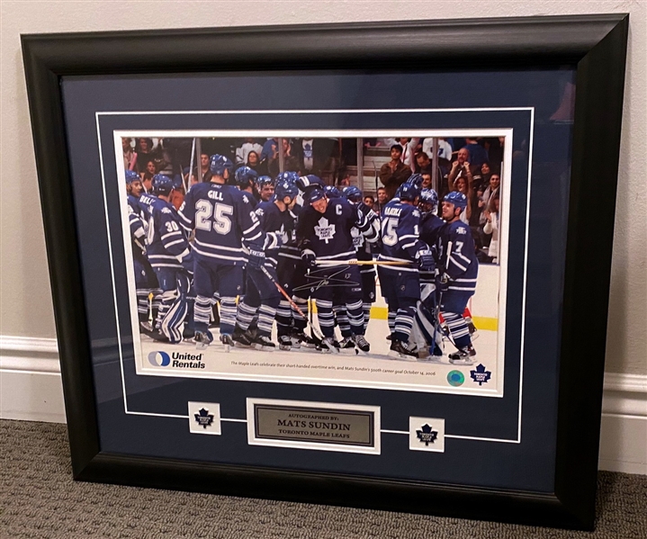 Mats Sundin Maple Leafs Signed 500 Goal Print 21x25 Framed Display