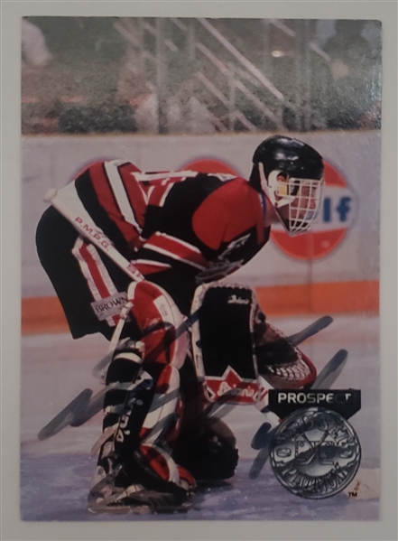 Dominik Hasek Autographed 1991-92 Pro Set Platinum Rookie Card #252 (Flawed)