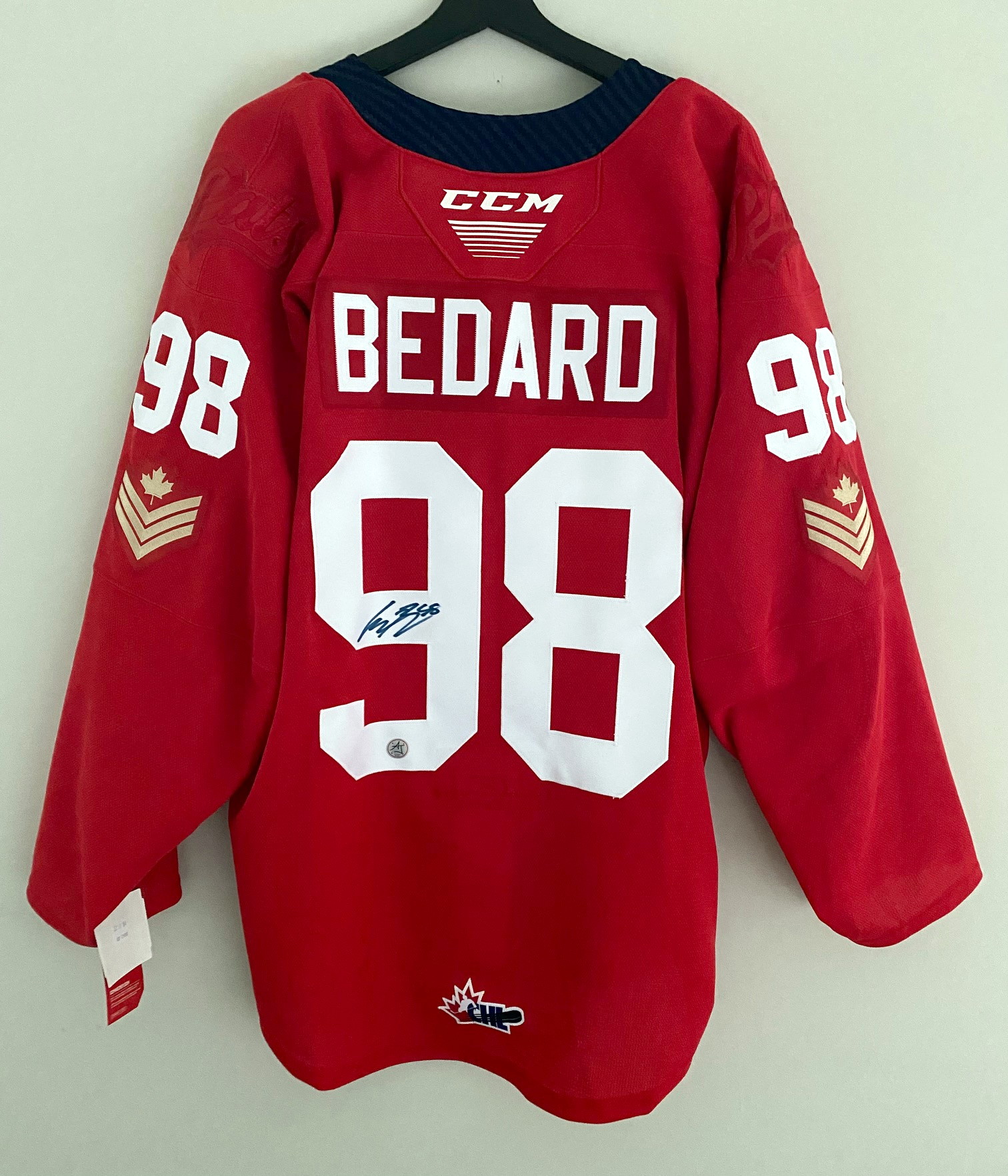 lot-detail-connor-bedard-signed-regina-pats-official-ccm-chl-jersey