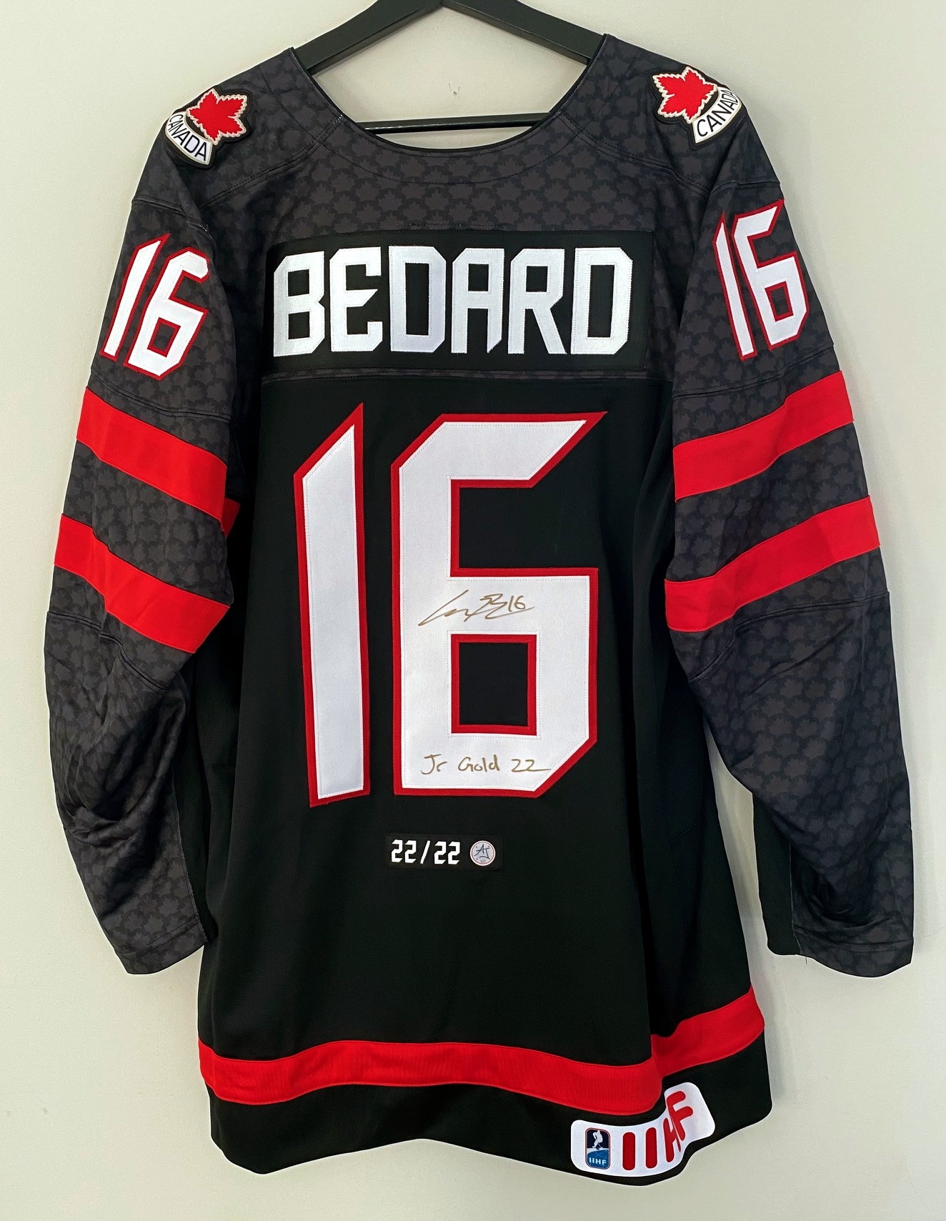 Connor Bedard Signed Team Canada Black Nike Jersey with Jr Gold 22 Note #22/22