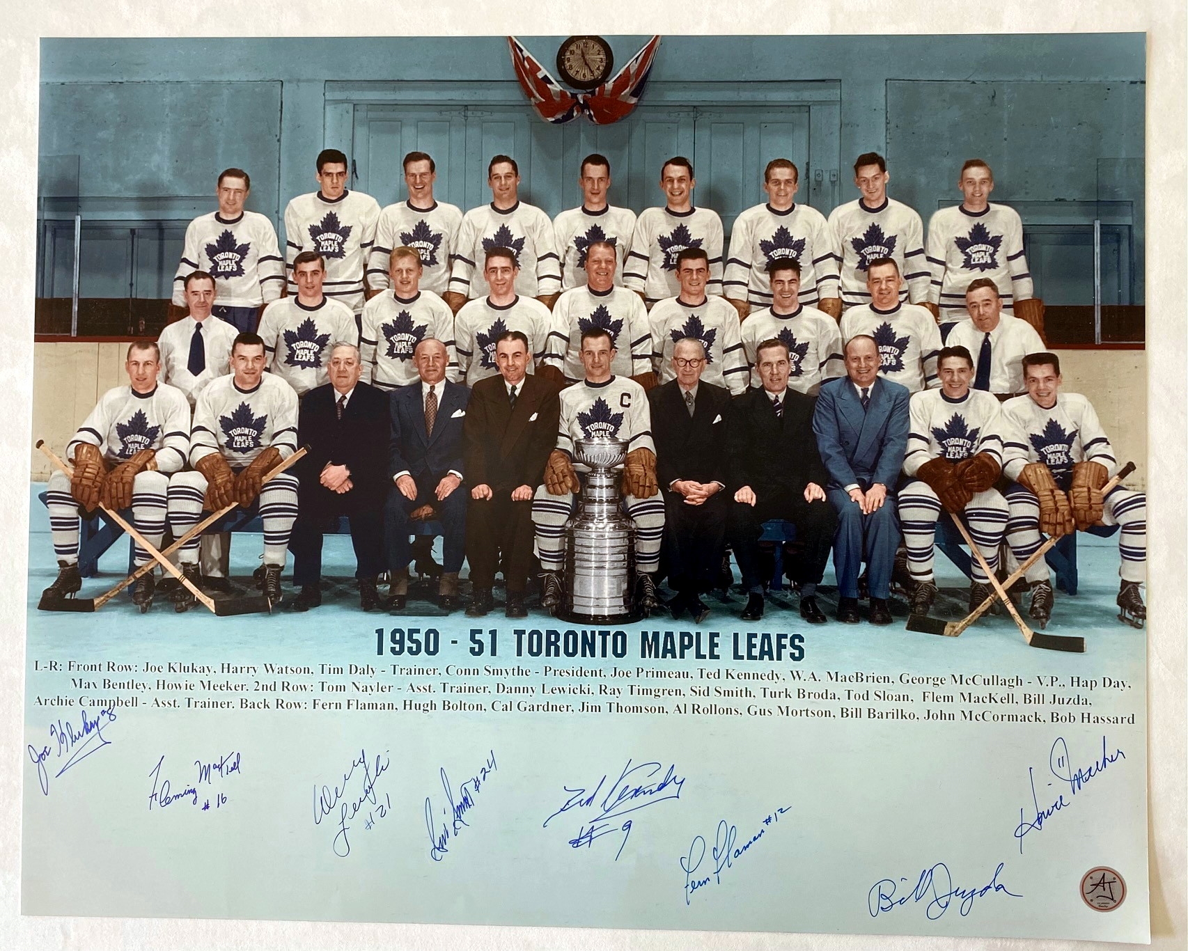1951 Toronto Maple Leafs 8 Signature Stanley Cup Team Signed 16x20 Photo