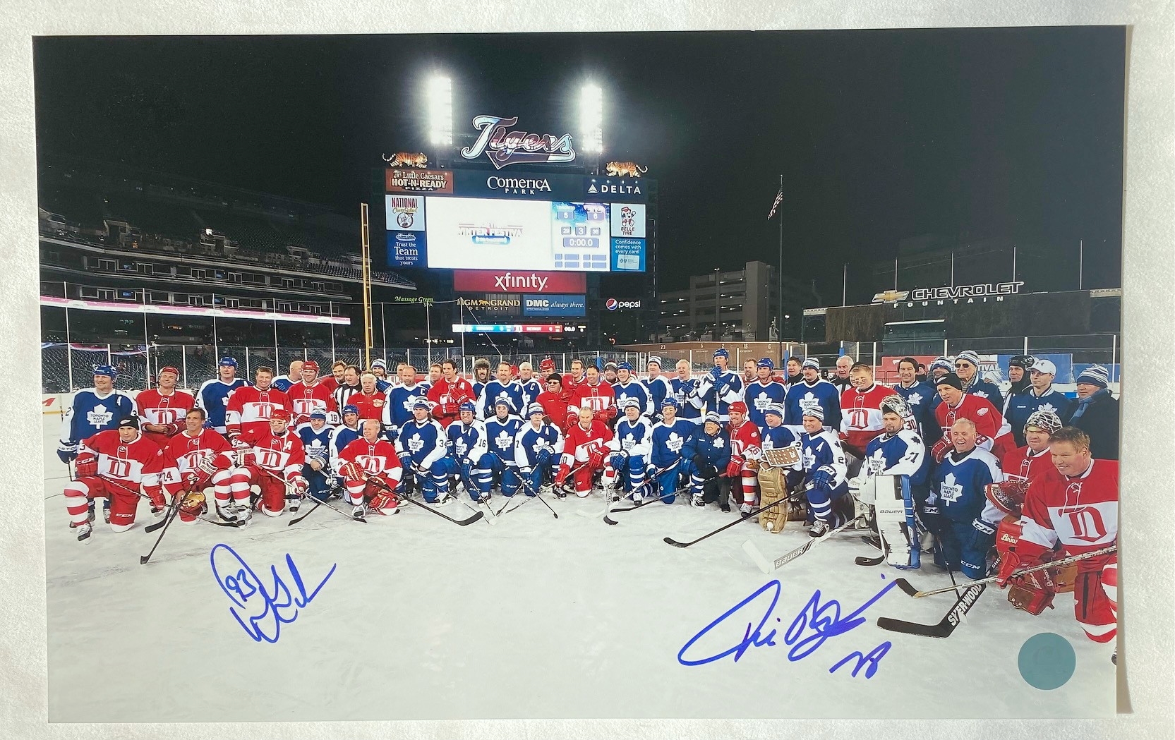 Doug Gilmour + Tie Domi Signed 2013 NHL Winter Classic Alumni Game 9x14 Photo