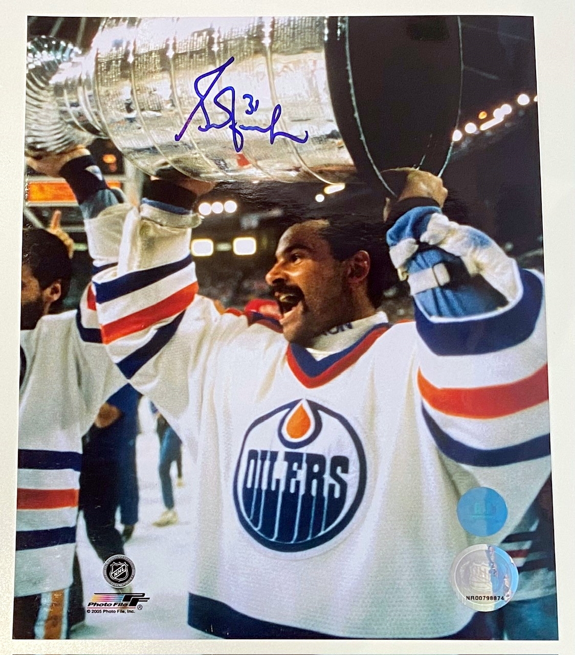 Grant Fuhr Edmonton Oilers Signed Stanley Cup Celebration 8x10 Photo