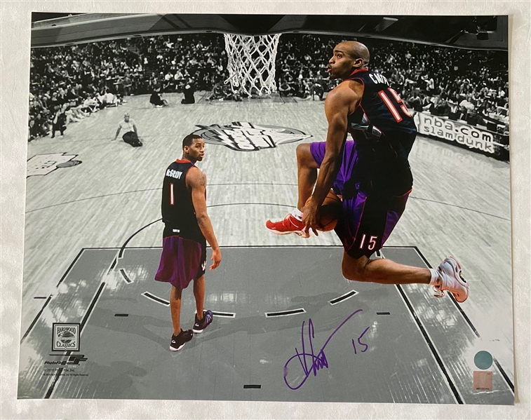 Vince Carter Signed 2000 NBA Slam Dunk Contest 16x20 Photo (Flawed)