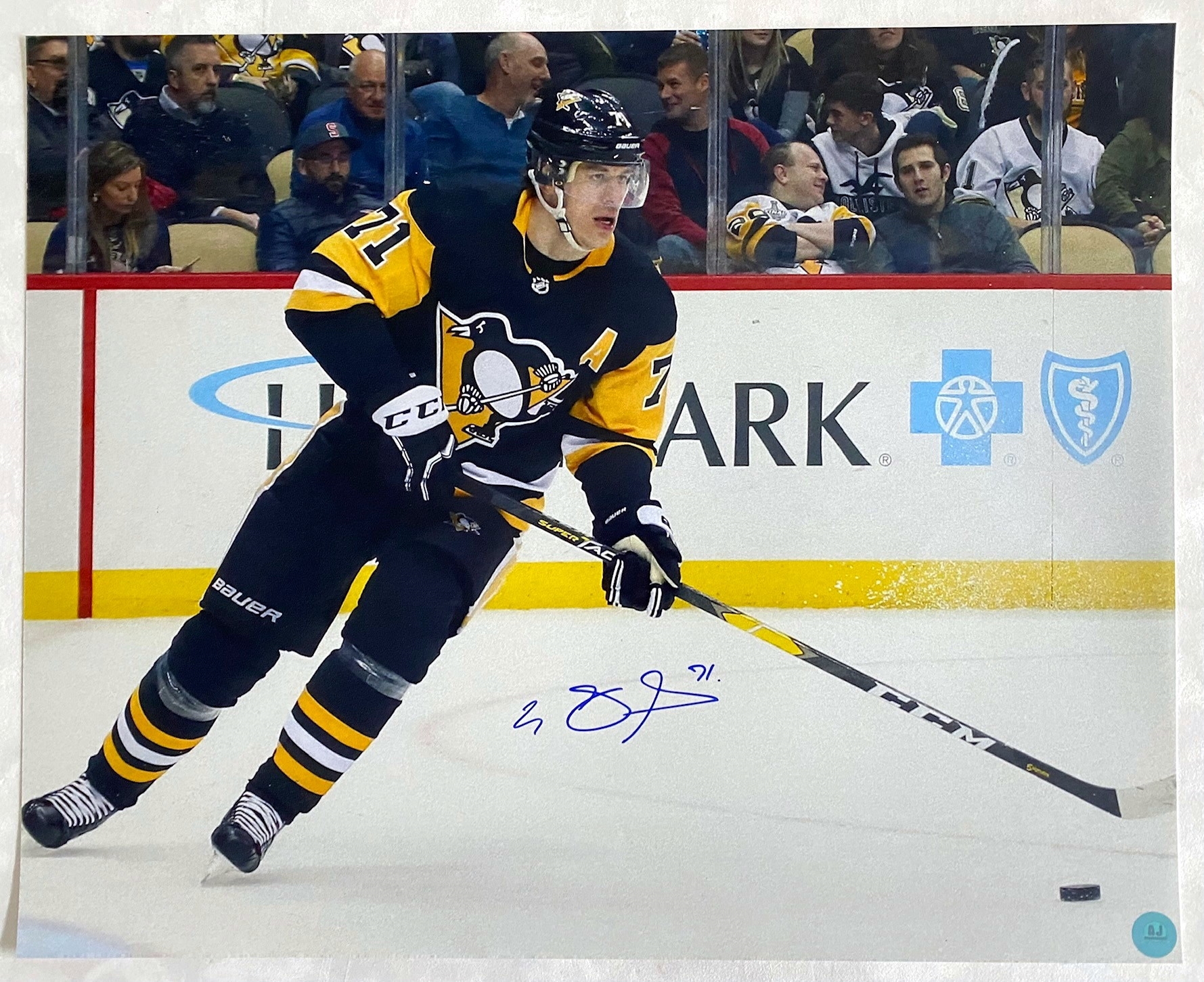 Evgeni Malkin Pittsburgh Penguins Signed Action 16x20 Photo