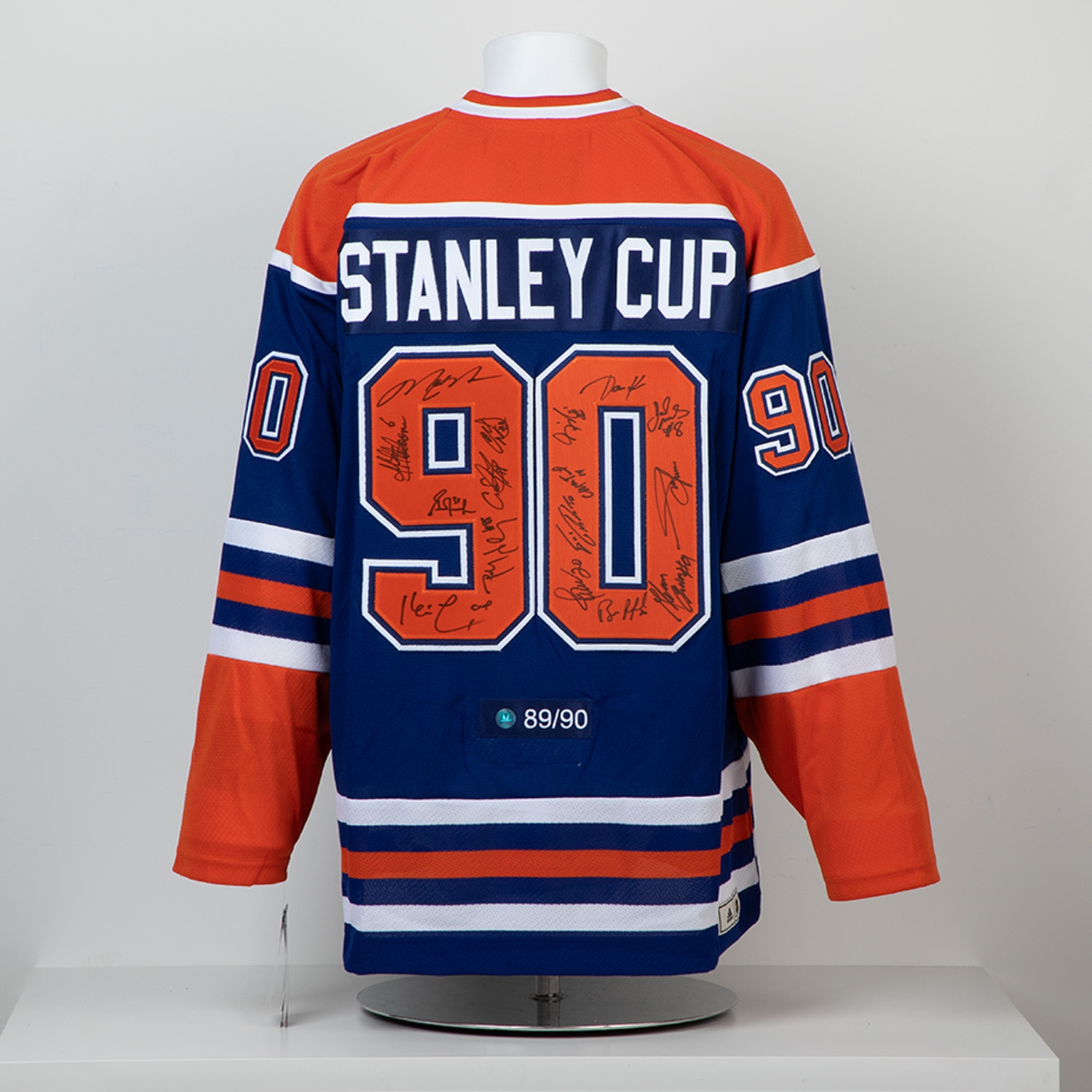 1990 Edmonton Oilers 16 Player Team Signed Stanley Cup Vintage Jersey #89/90