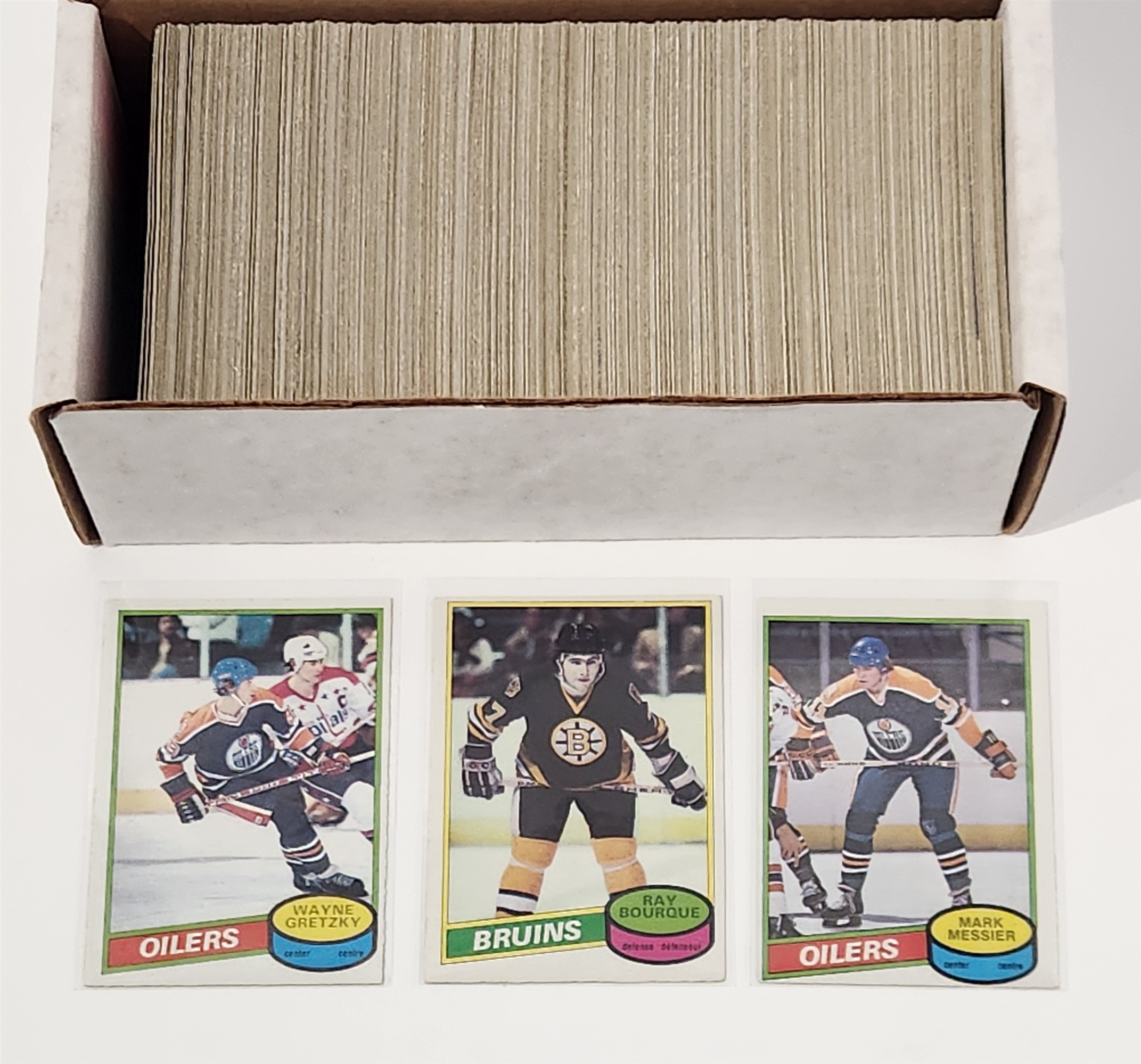 1980-81 O-Pee-Chee Complete NM Card Set with Messier & Bourque Rookies