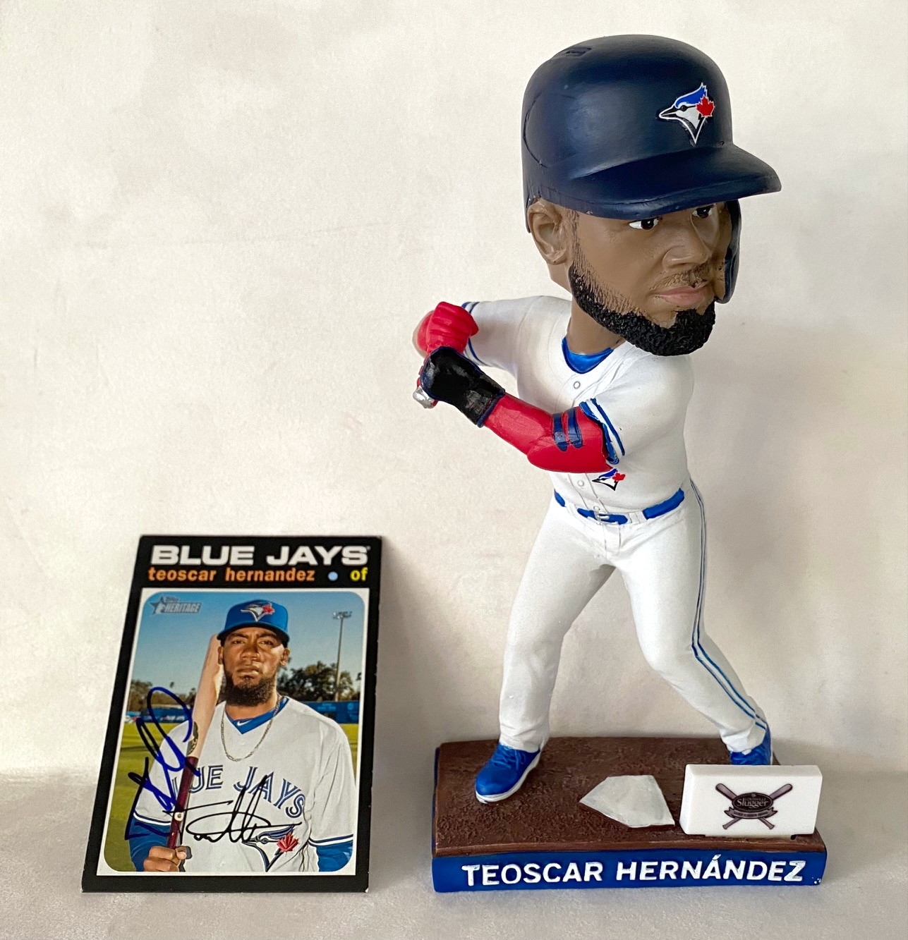 Teoscar Hernandez Signed Blue Jays Card & Silver Slugger SGA Bobblehead Giveaway