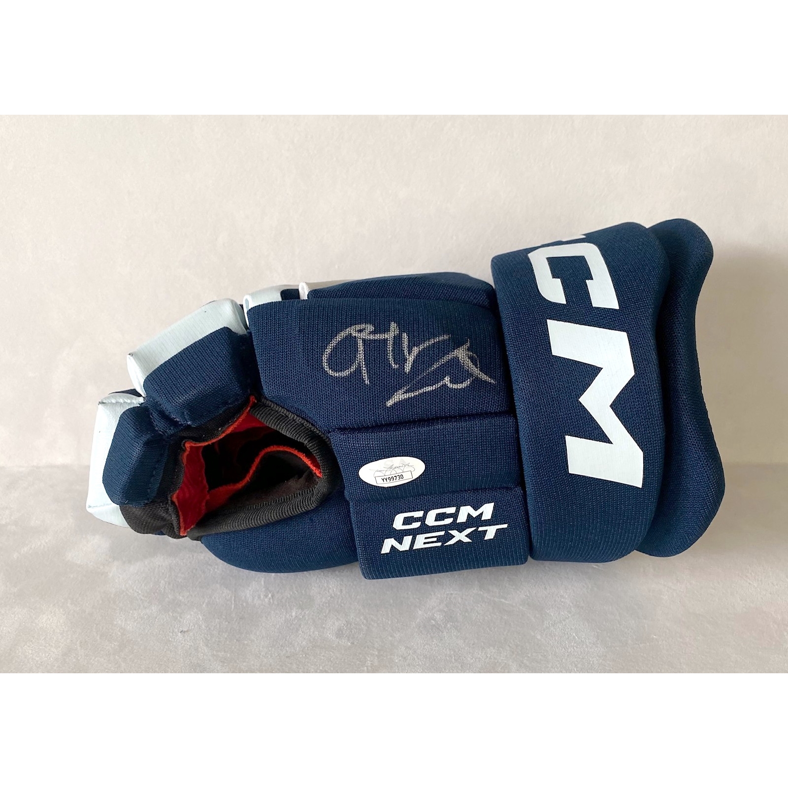 Connor McDavid Signed CCM Next Navy Hockey Glove (JSA)