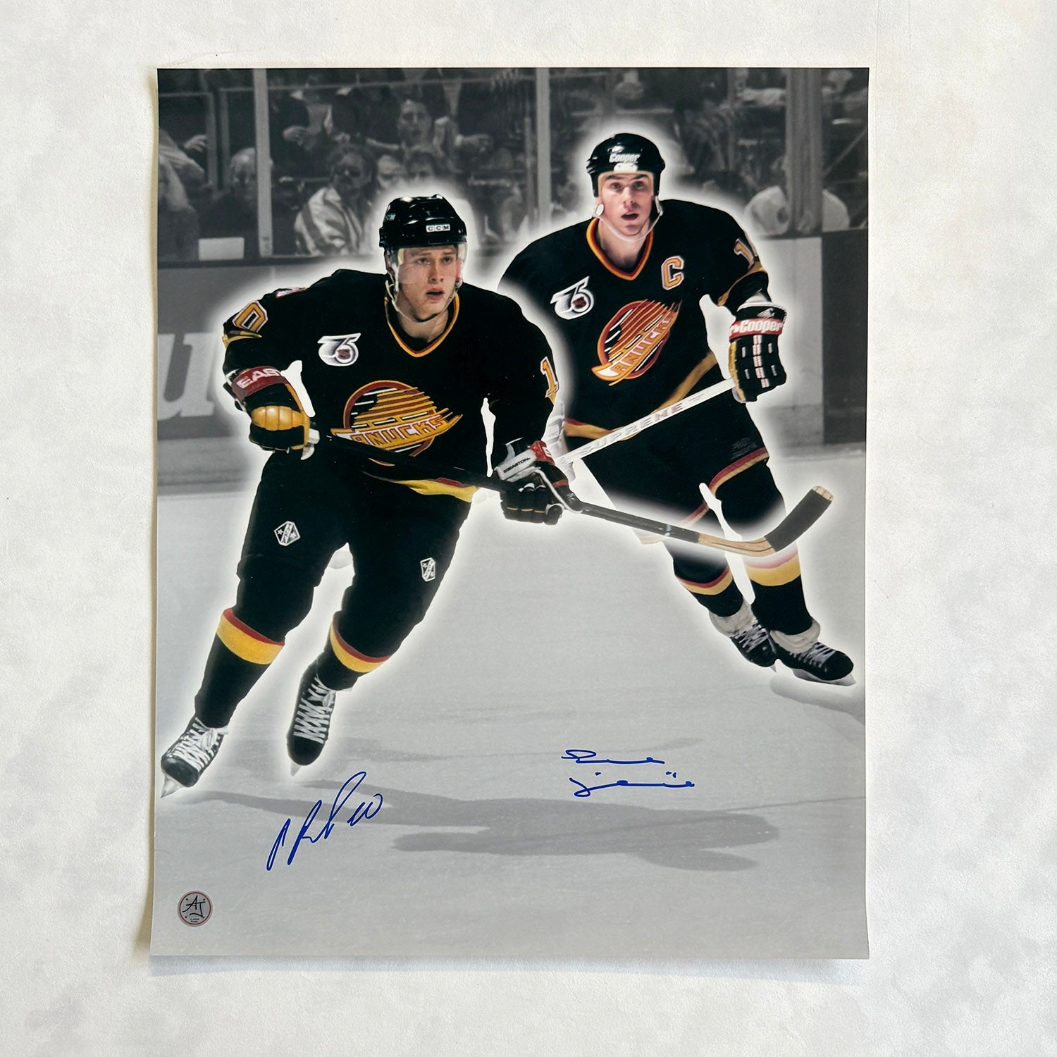 Pavel Bure & Trevor Linden Dual Signed Vancouver Canucks 16x20 Photo