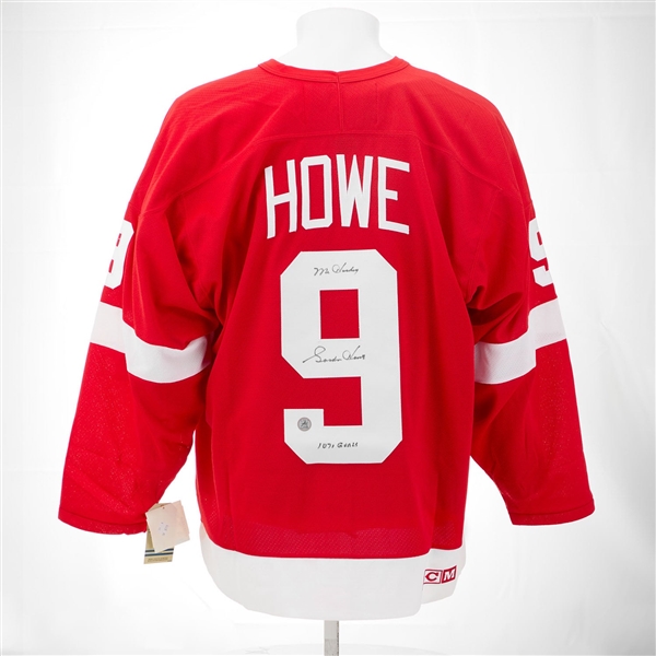 Gordie Howe Signed Detroit Red Wings Vintage CCM Jersey with Career Goals Note