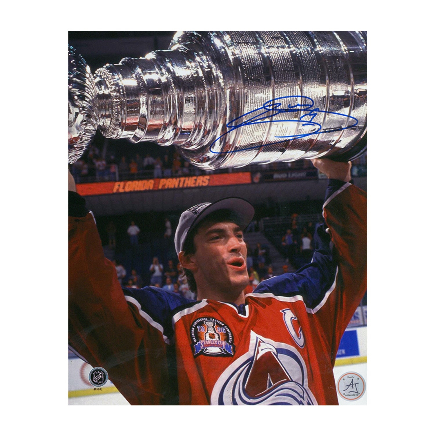 Joe Sakic Autographed Colorado Avalanche 1996 Stanley Cup 8x10 Photo