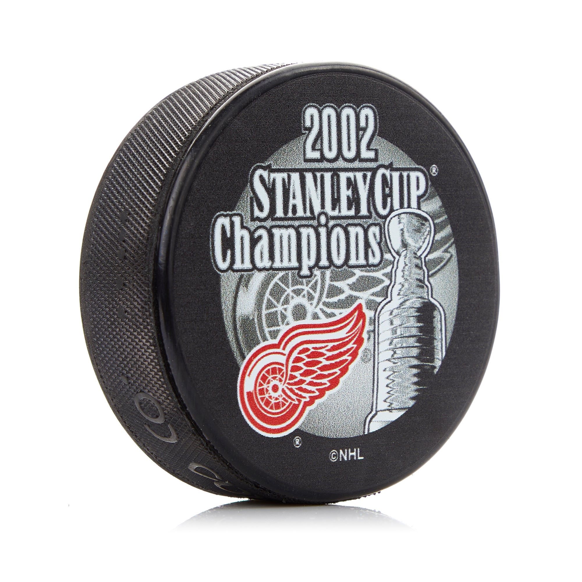 Detroit Red Wings 2002 Stanley Cup Champion Souvenir Hockey Puck