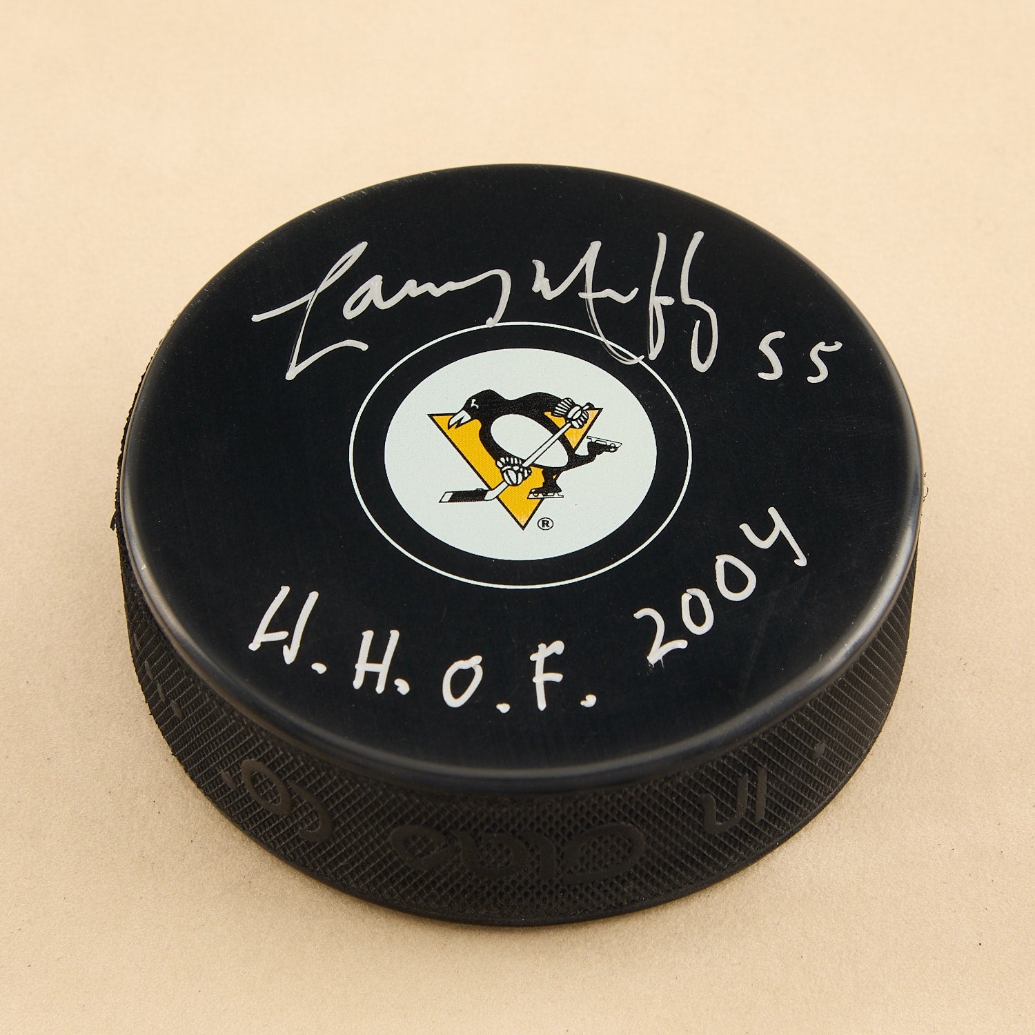Larry Murphy Signed Pittsburgh Penguins Hockey Puck with HOF Note