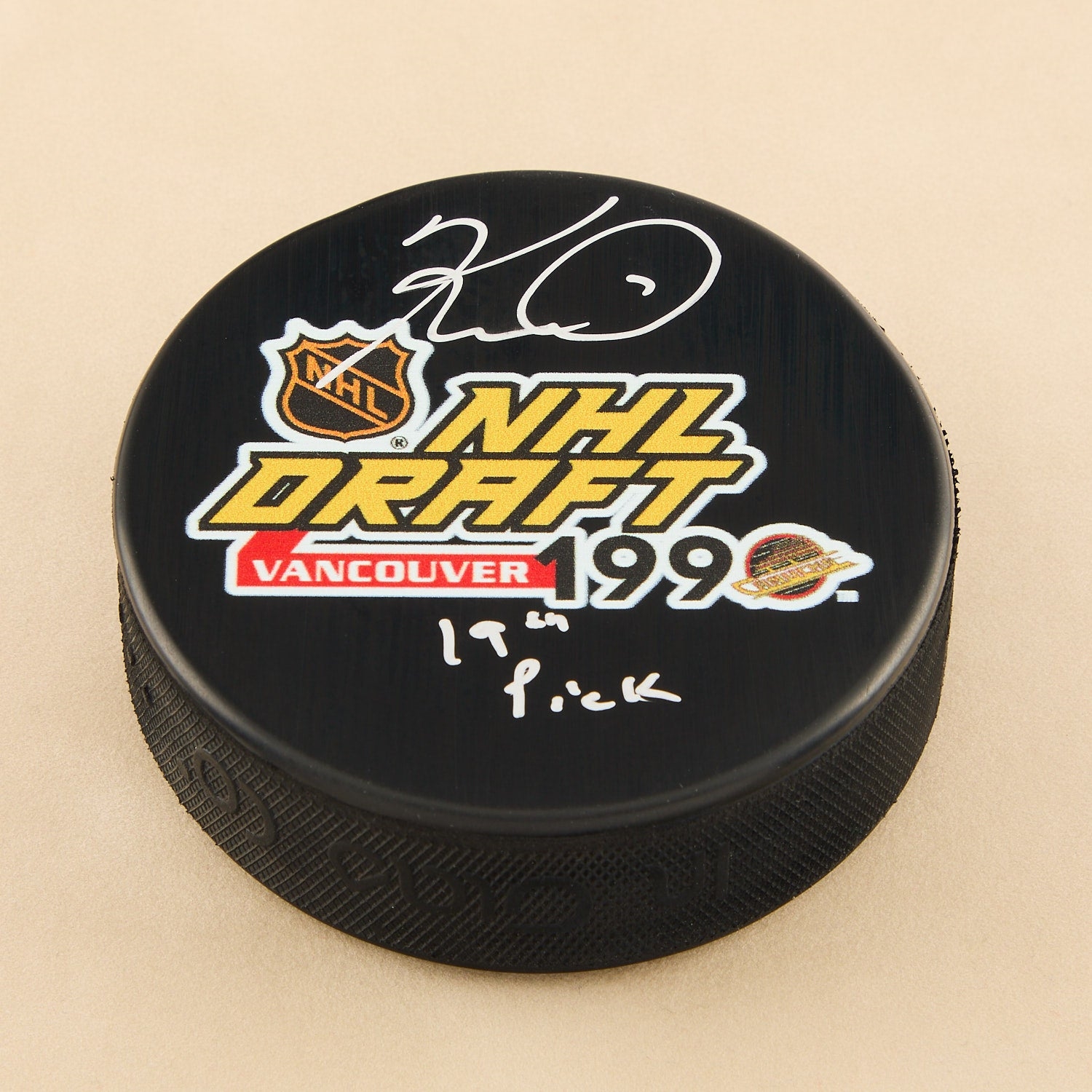 Keith Tkachuk Signed 1990 NHL Entry Draft Puck with 19th Pick Note