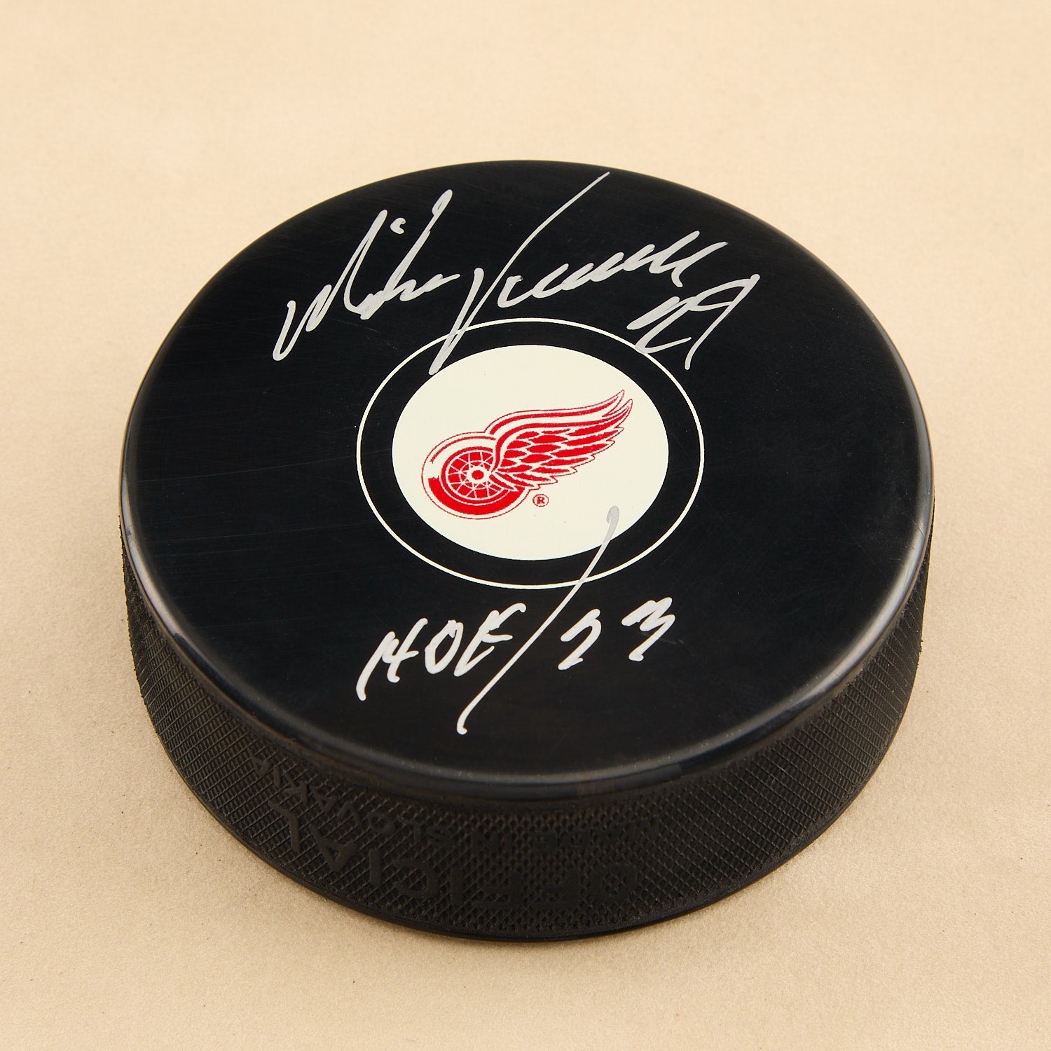 Mike Vernon Autographed Detroit Red Wings Hockey Puck with HOF Note