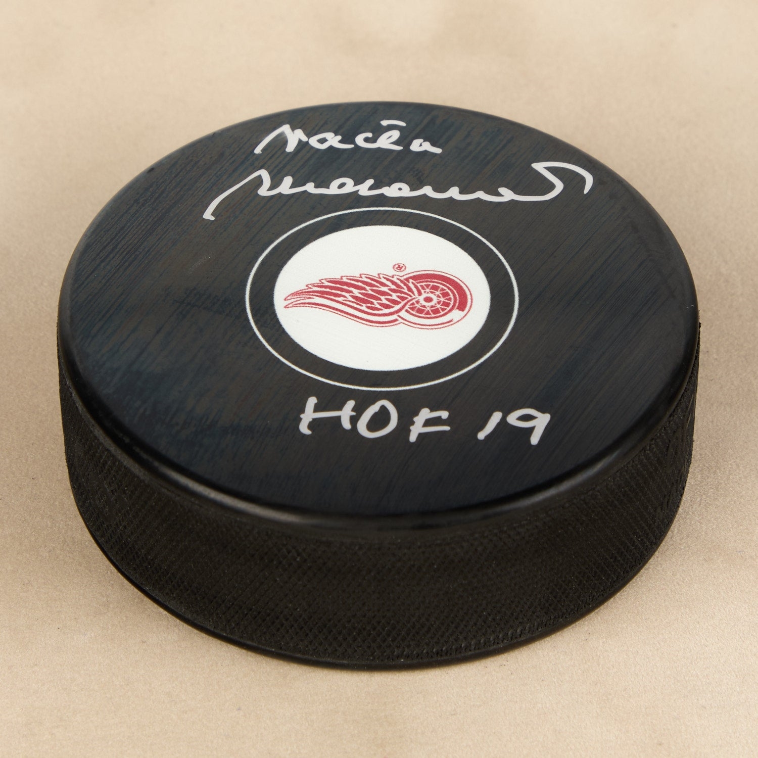 Vaclav Nedomansky Signed Detroit Red Wings Hockey Puck (Flawed)