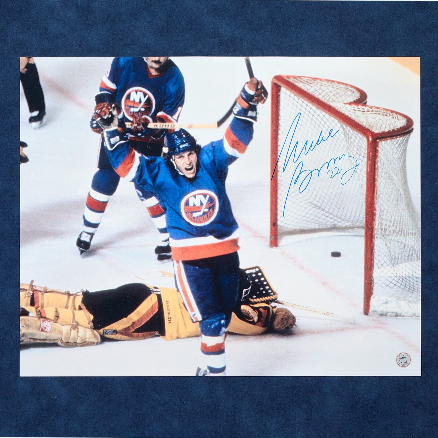 Mike Bossy Autographed New York Islanders Cup Finals Goal 16x20 Photo