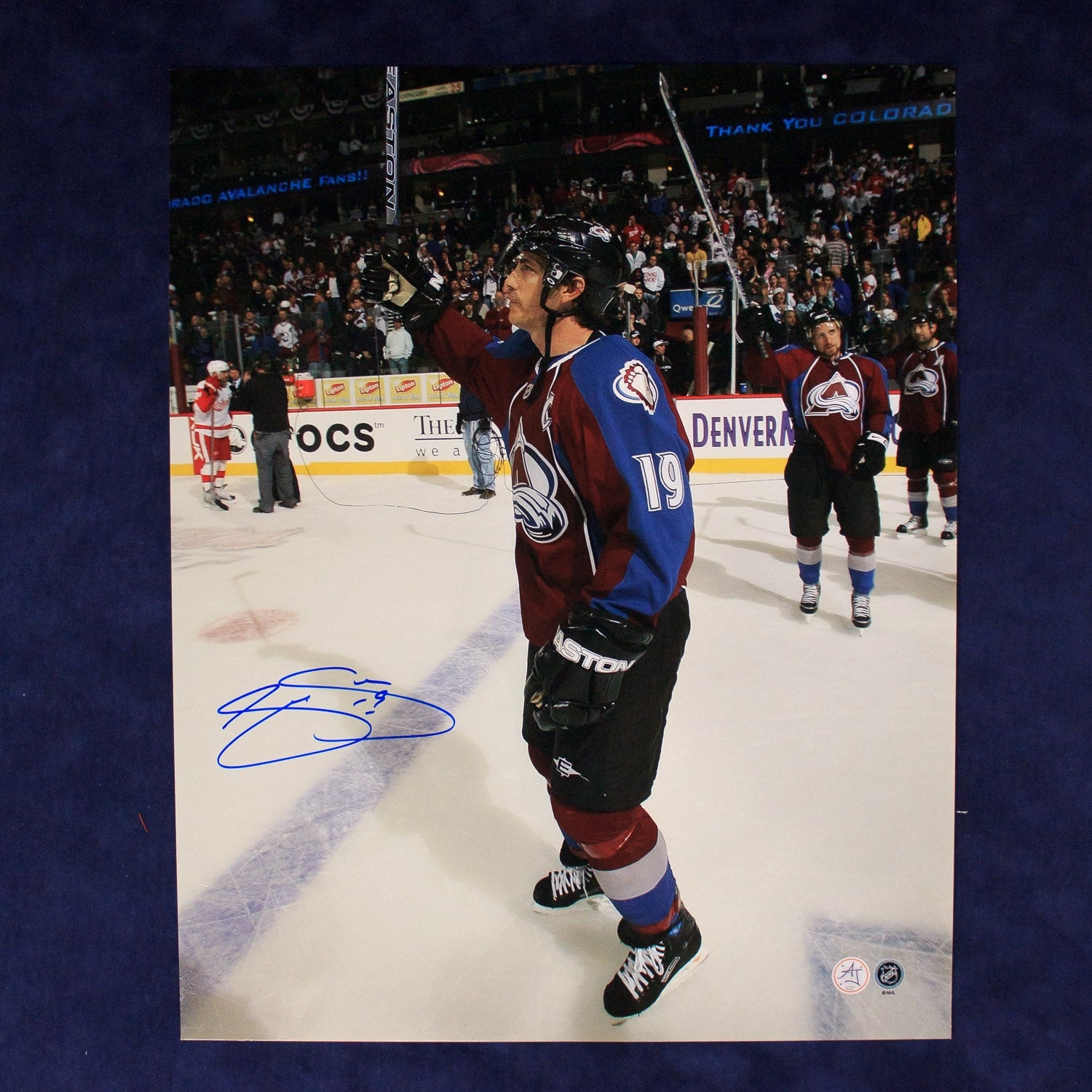 Joe Sakic Autographed Colorado Avalanche Last Playoff Game 16x20 Photo